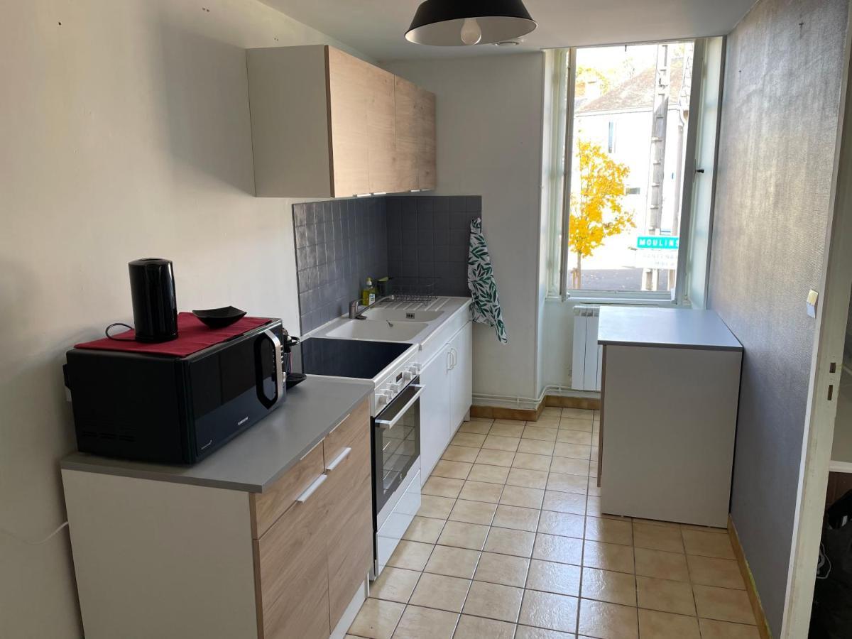 Charmant T2 Au 1Er Dans Residence Avec Parc Arbore Saint-Pierre-le-Moûtier Exterior photo
